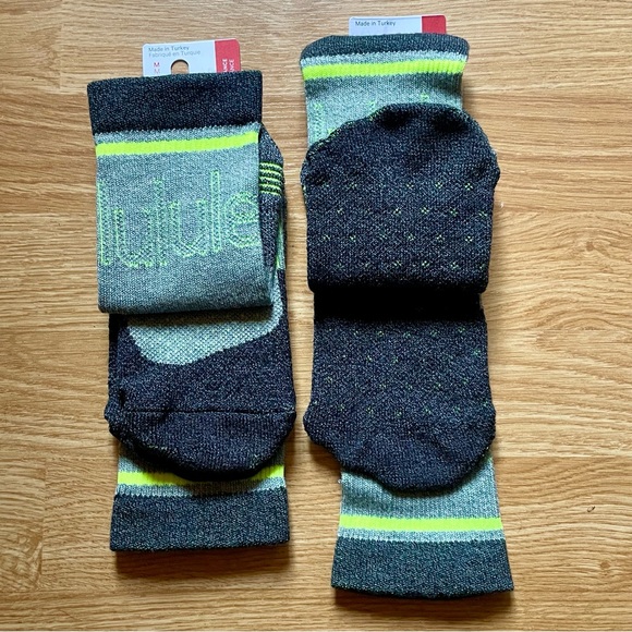 MOVING SALE! Women’s Lululemon Power Stride Hiking Crew Sock, MSRP $28 - Picture 3 of 3